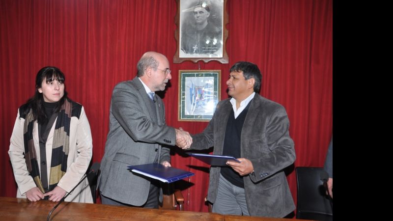 Entra en vigencia el convenio para la profesionalización de auxiliares en enfermería