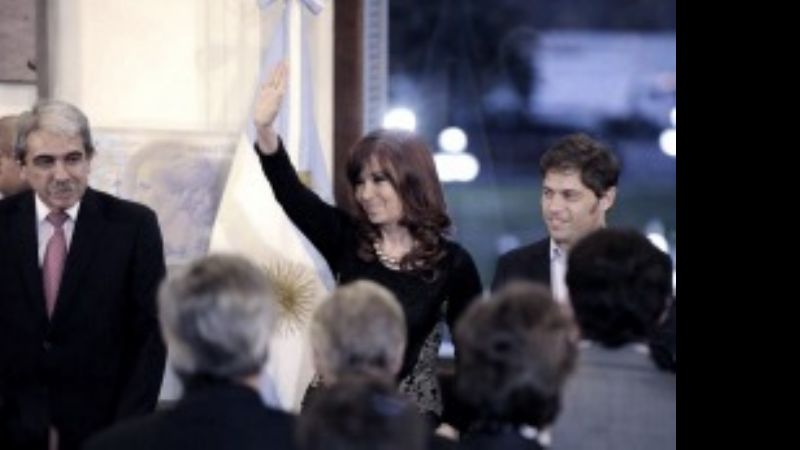 CFK: “Disfrazarse de día de lluvia e ir a juntarse con los pobres es obsceno”