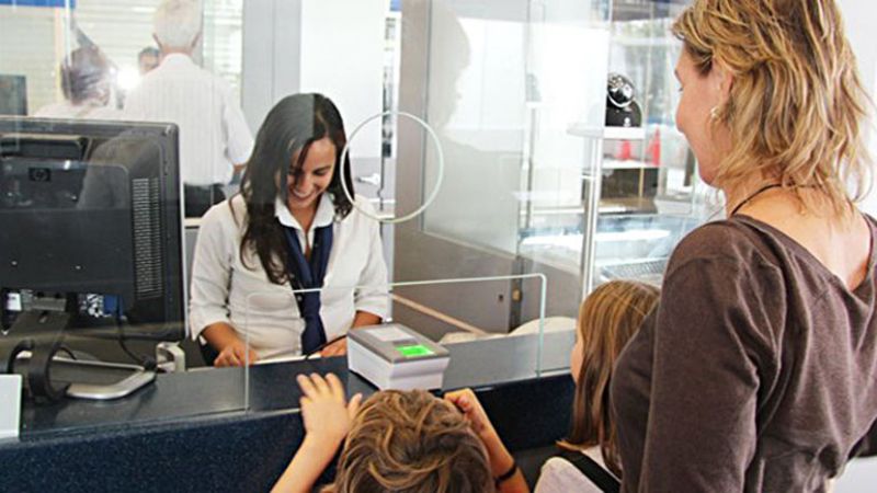 Los nuevos requisitos para viajar al exterior con menores de edad