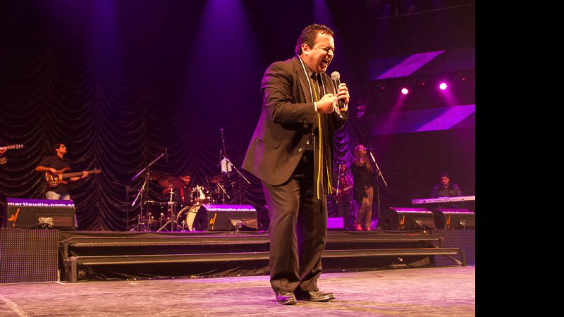 Alberto Haron presenta “En Concierto”, su nuevo disco