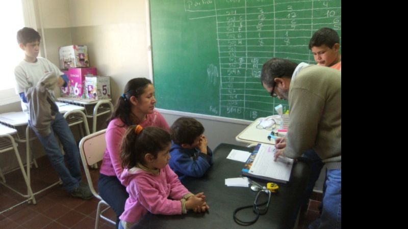 Asistencia a pobladores de Palo Labrado