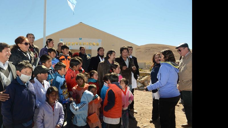 La Gobernadora inauguró dos nuevas escuelas a 4000 metros de altura