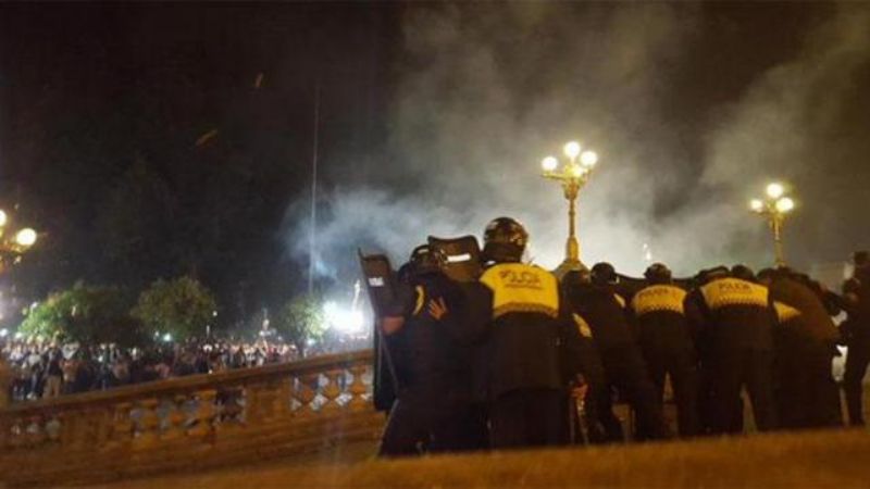 Opositores se congregaron en plaza independencia y se enfrentaron a la policía