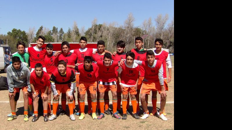 Copa Coca-Cola: Guadalupe vs. La Quintana y La Clara con la Esc. 76, a semis