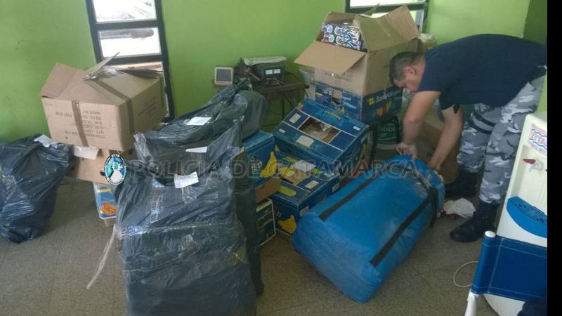 Secuestran gran cantidad de juguetes y ropa en Valle Viejo