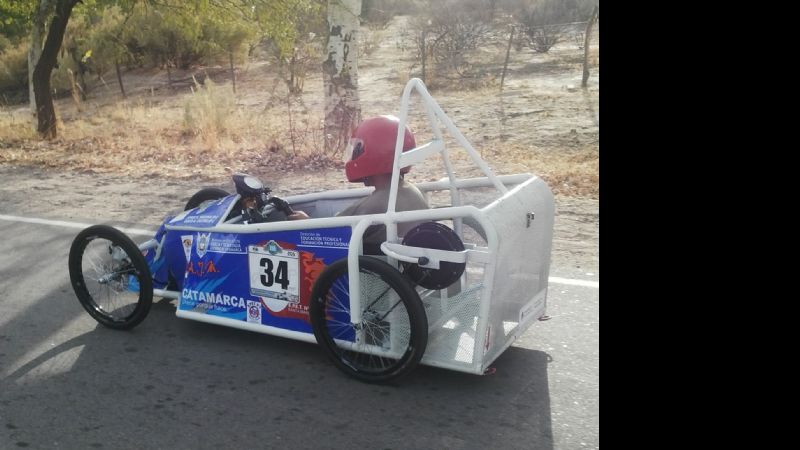 Los alumnos de la EPET parten hacia Las Termas para el Eco Desafío