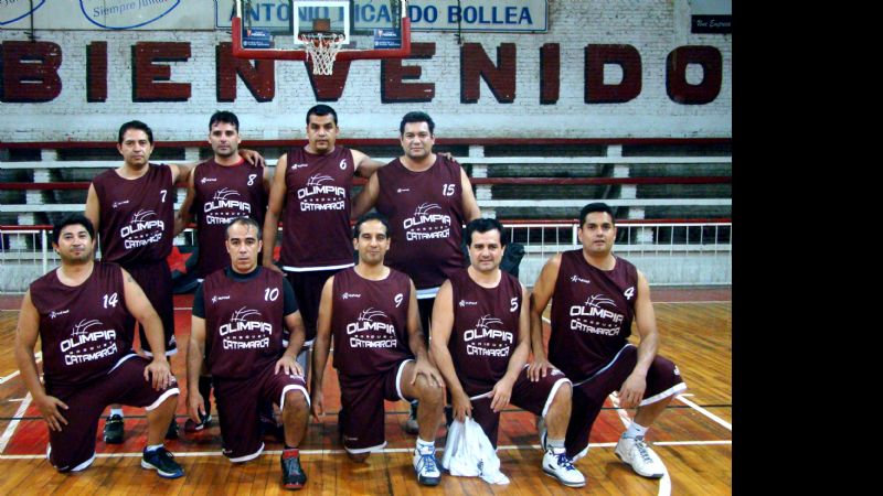El Maxibásquetbol en tiempo de semifinales por el Anual 2015