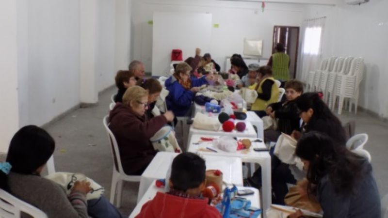 Se completa el primer módulo del taller de bordado