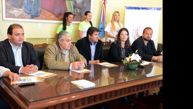 Presentaron la 25° maratón “Vuelta al departamento Pomán”