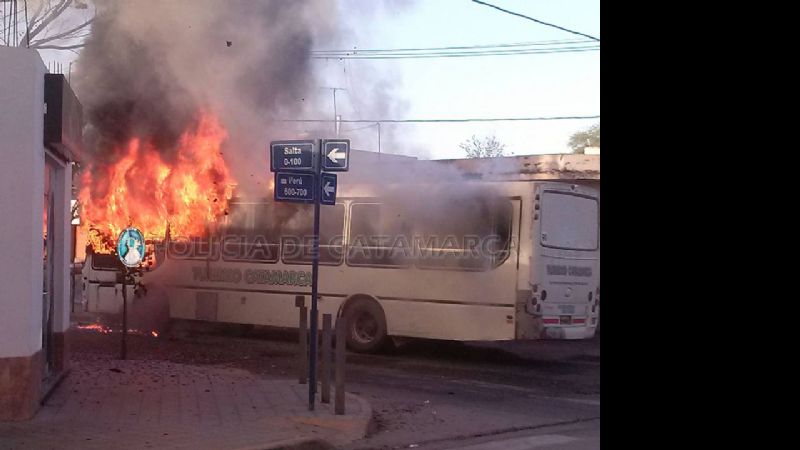 Se incendió un colectivo
