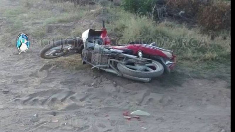 Chocaron una moto y un tractor