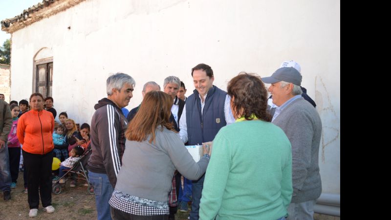 Precandidatos anticiparon festejos por el Día del Niño en Valle Viejo