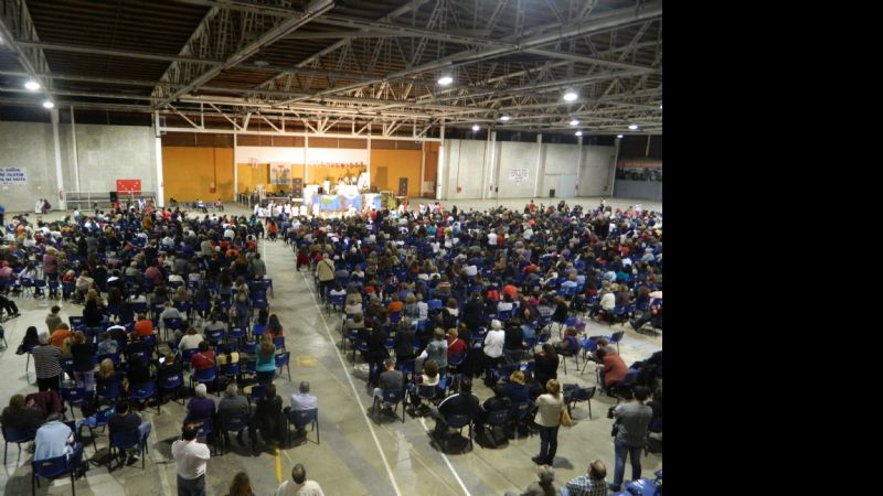 Miles de fieles participaron de la jornada de evangelización con el Padre Jamut