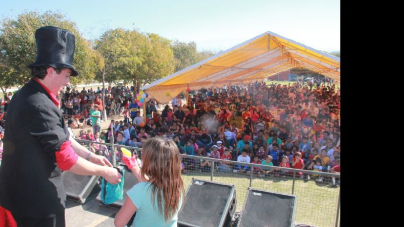 Mercantiles preparan gran festejo para los niños