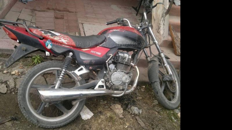 Recuperan moto sustraída