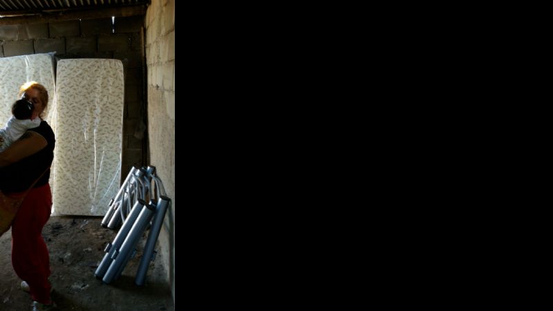 Asistieron a una familia tras incendiarse su vivienda