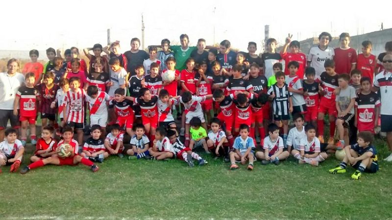 La Escuela de Fútbol La Banda de River festejó el Día del Niño