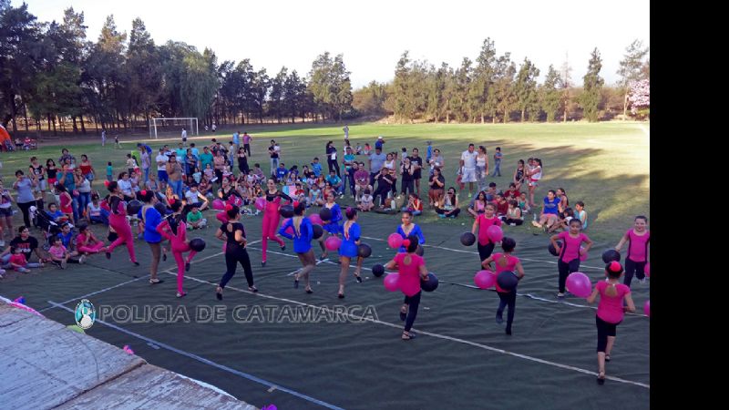 La Policía festejo el Día del Niño
