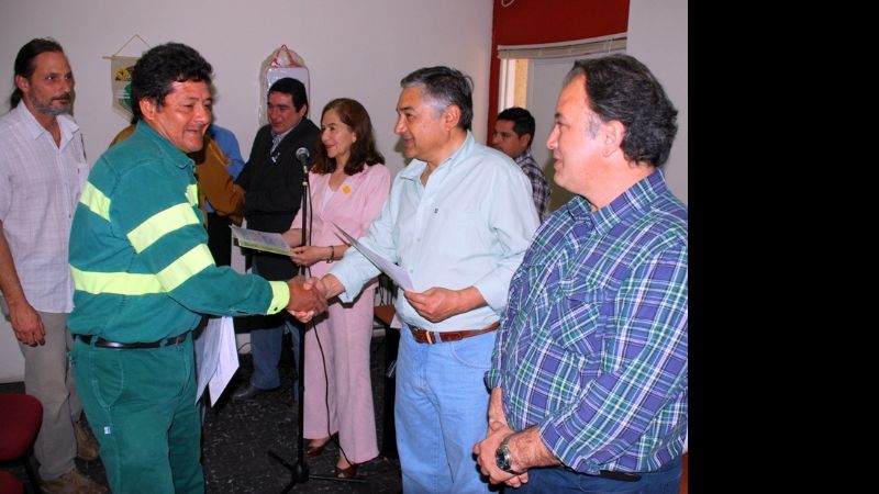 Entregaron certificados a trabajadores viales que se capacitaron