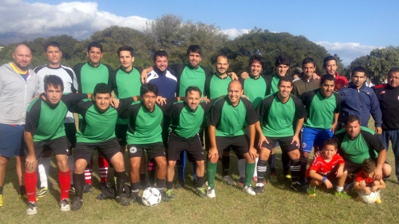 Los candidatos no aflojan en el Anual de la categoría Única