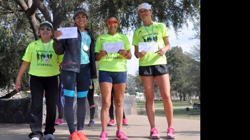 Exequiel Villagra y Natalia Barizone se impusieron en los 42 Km