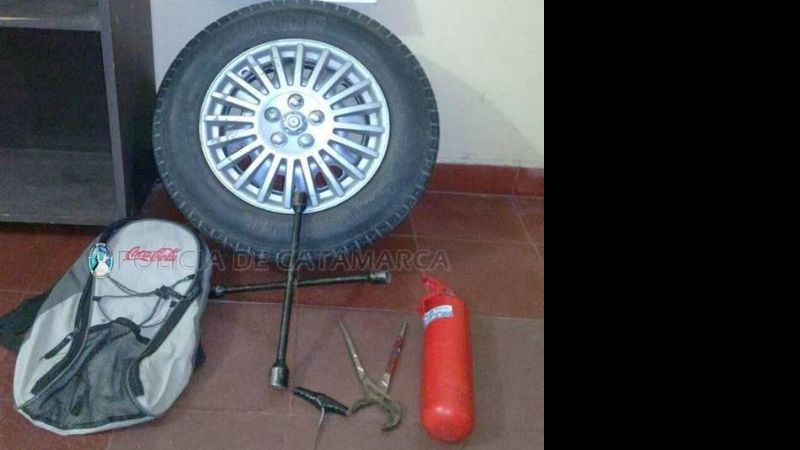 Demoran a un adolescente y secuestran elementos robados en la Capital