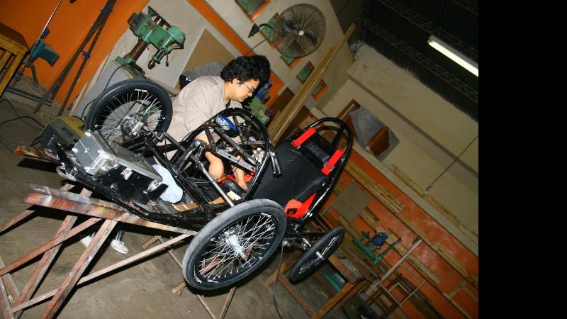 Alumnos de escuelas catamarqueñas en campeonato de Autos Ecológicos