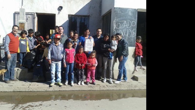 Abrigo y alimentos: La ayuda llegó a la gente