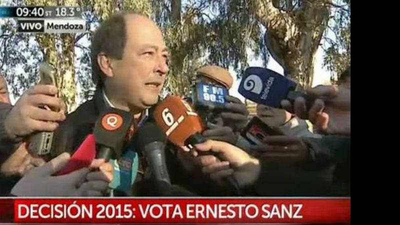 Sanz votó en Mendoza y viaja a esperar los resultados con Macri y Carrió