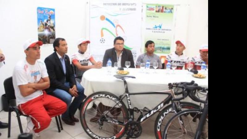 Presentaron oficialmente al team Yokavil para la “Vuelta a Catamarca”