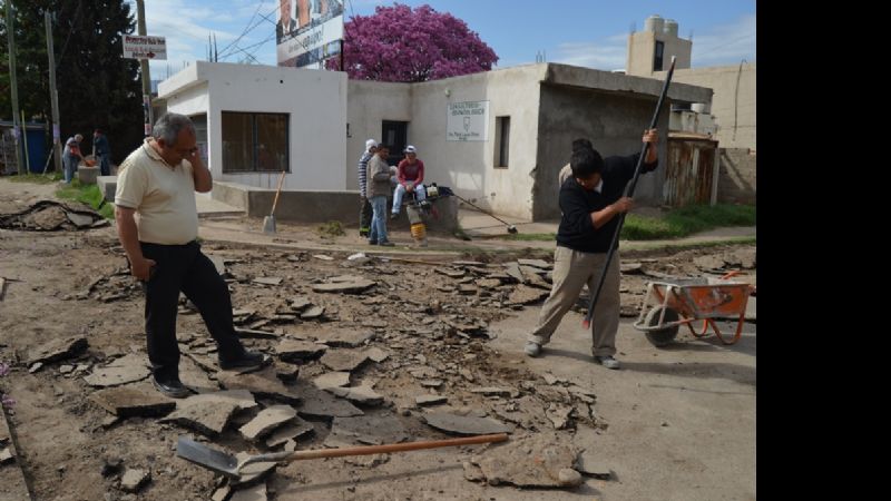 Acondicionan la calle Los Brachos en San Isidro