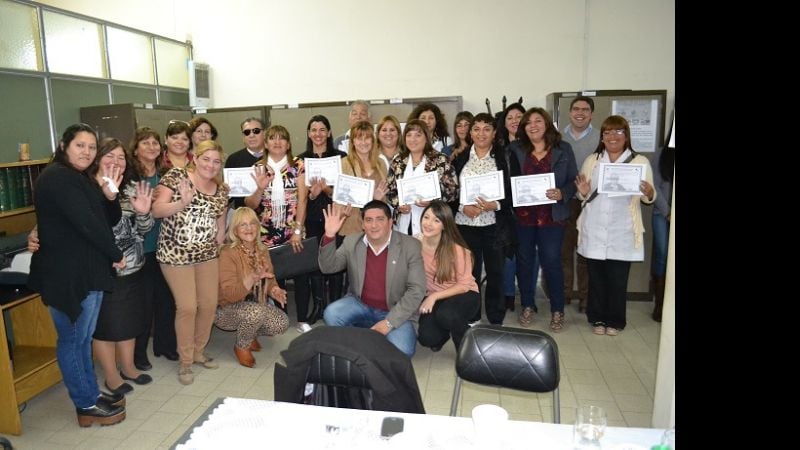 Docentes de Valle Viejo en Archivo Parlamentario de Diputados‏