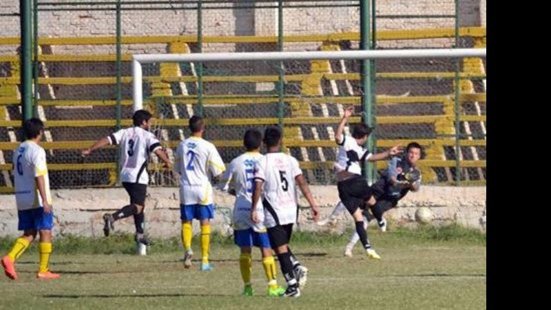 Defensores y Estudiantes definen la punta, siguiendo la 10ma. en Capital