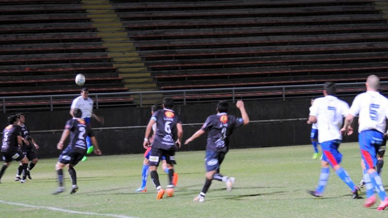 San Lorenzo, el sábado en el estadio, ante Vélez de Santiago