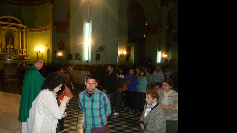 El Obispo rogó por los maestros en su día