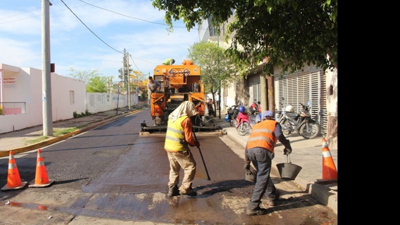 Repavimentación en el B° Villa Cubas