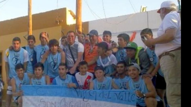 Los equipos de Pajonal y JMZ ganaron la 25ta. edición de la vuelta atlética a Pomán