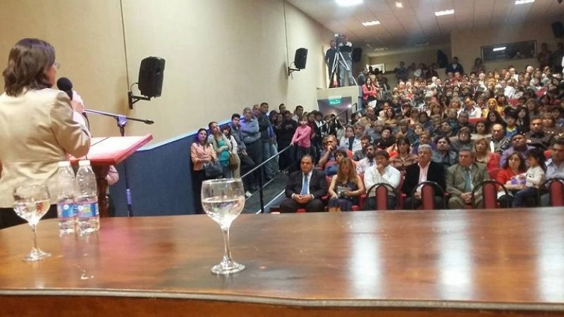 La Gobernadora celebró junto con el pueblo de Pomán