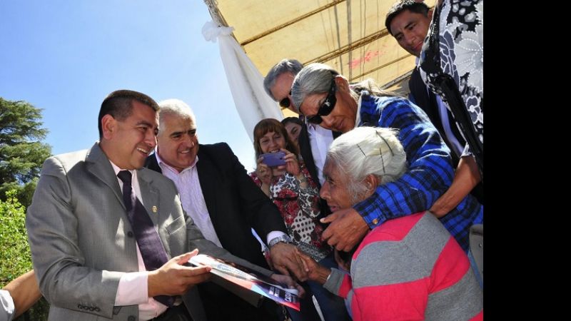 La Gobernadora celebró junto con el pueblo de Pomán