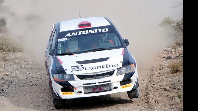 Meliza Prevedello en el Rally Argentino por caminos de la Patagonia
