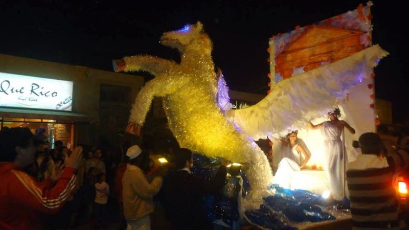 En marcha las carrozas estudiantiles en Andalgalá