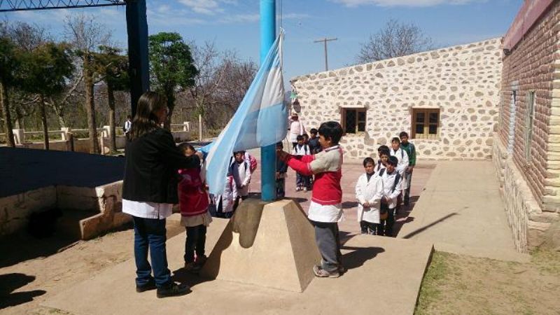 Entrega de equipamientos para escuelas técnicas de Belén