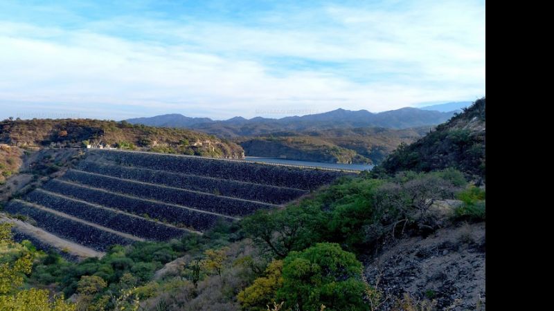 Temor en Pirquitas por posibles grietas en el murallón del dique