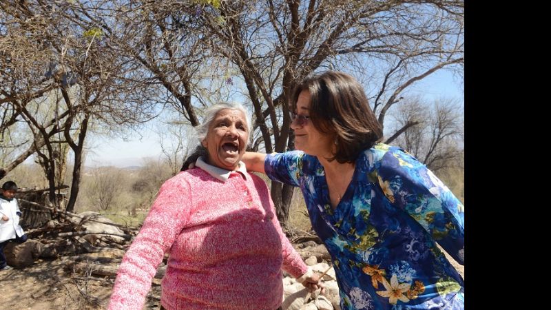 Lucía recorrió el interior de Belén, entregó viviendas e inauguró obras