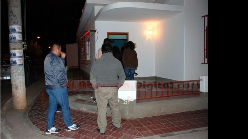 Violento asalto a comerciantes en pleno centro de Fiambalá