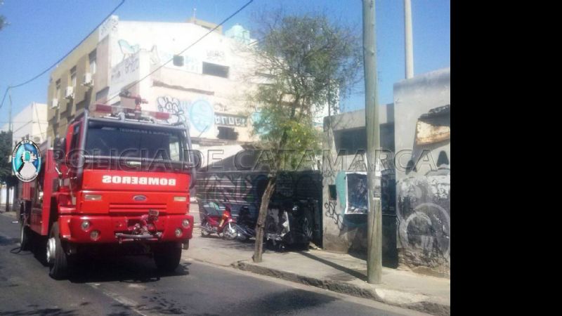 Se incendió una precaria vivienda