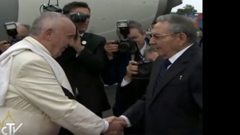 "Mis respetos a Fidel Castro y a los cubanos dispersos por el mundo"