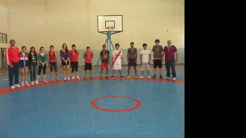 Lucha, tiro, natación y básquet con equipos para “Evita”