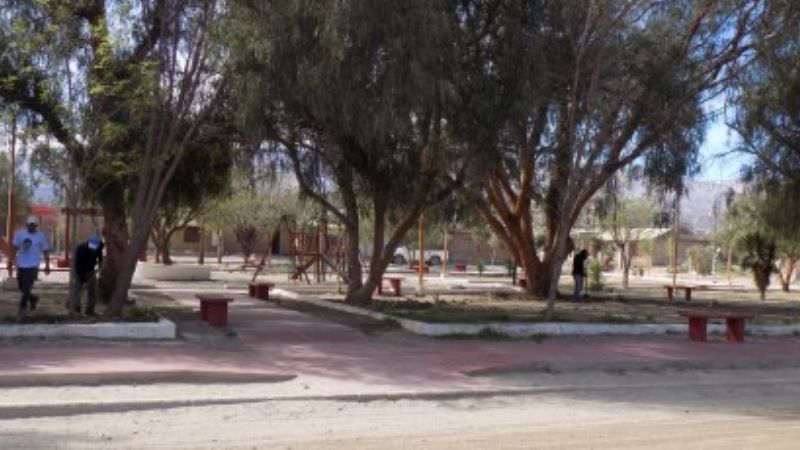 Estudiantes pasaron el día de la primavera en el camping
