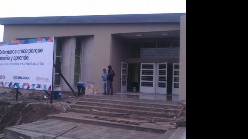 Nuevo edificio de escuela de El Alto